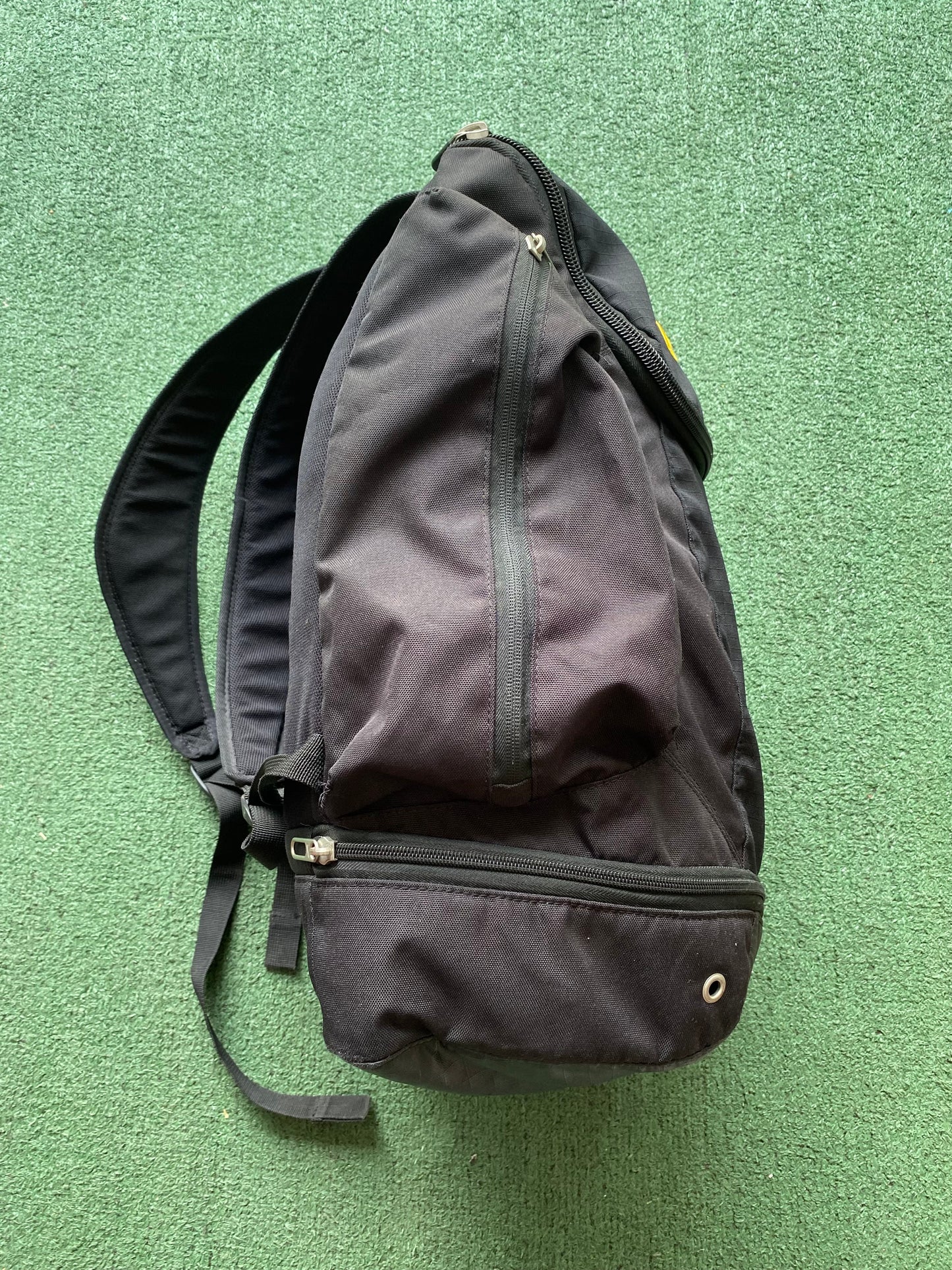 Vintage Nike Elite Bag Black