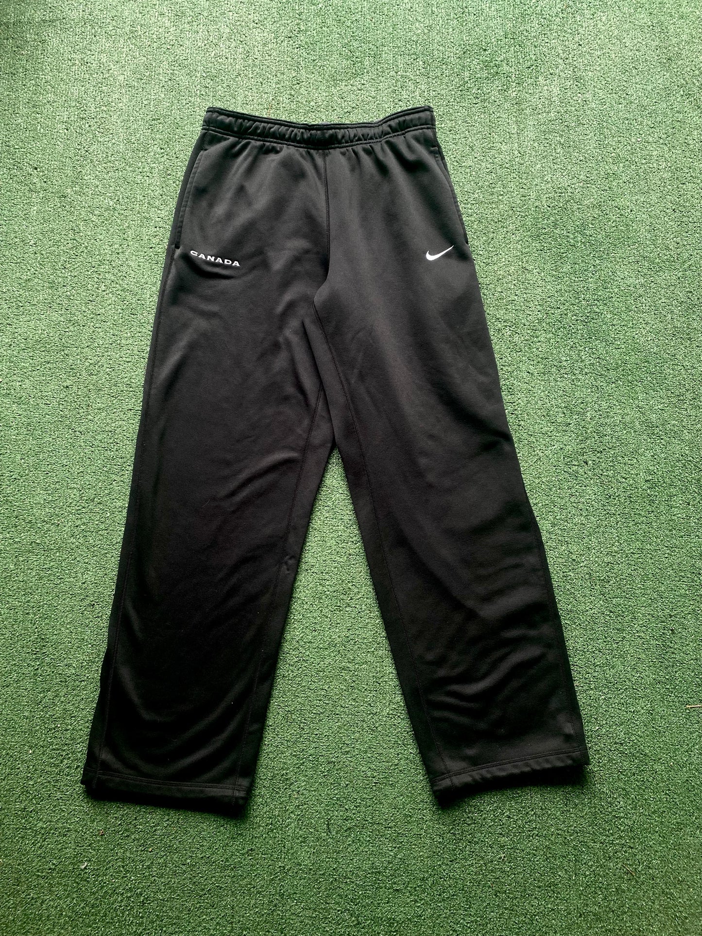 Team Canada Nike Pants (L)