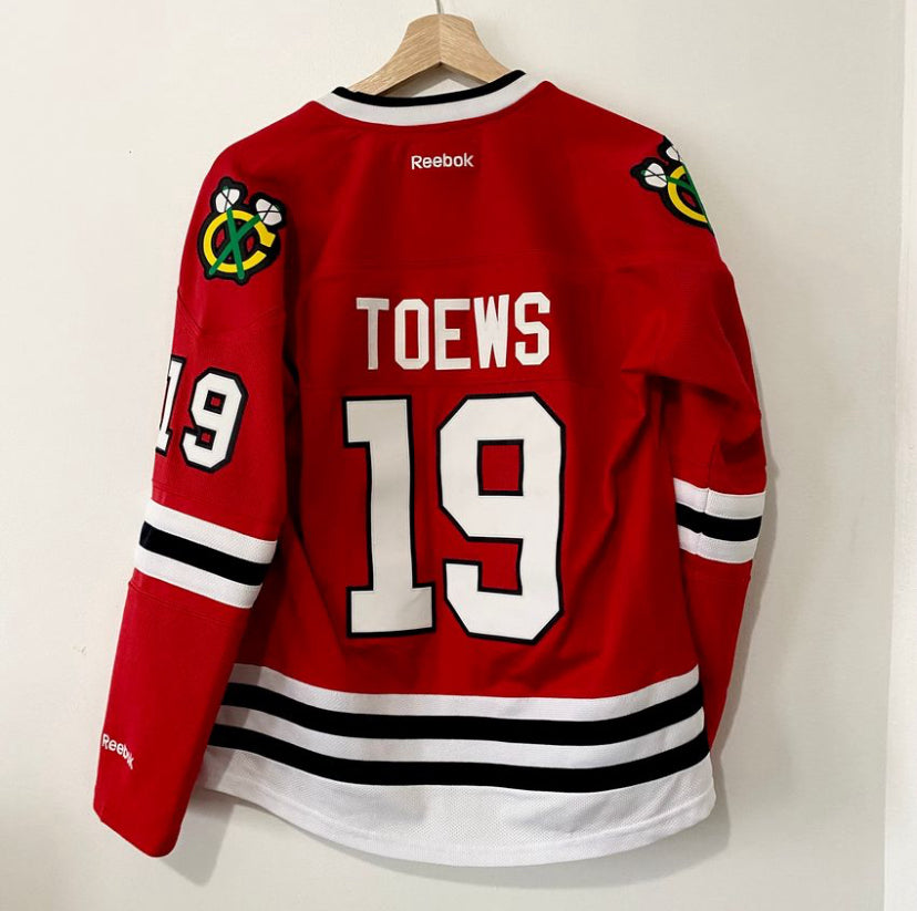 Reebok Jonathan Toews Jersey (M)