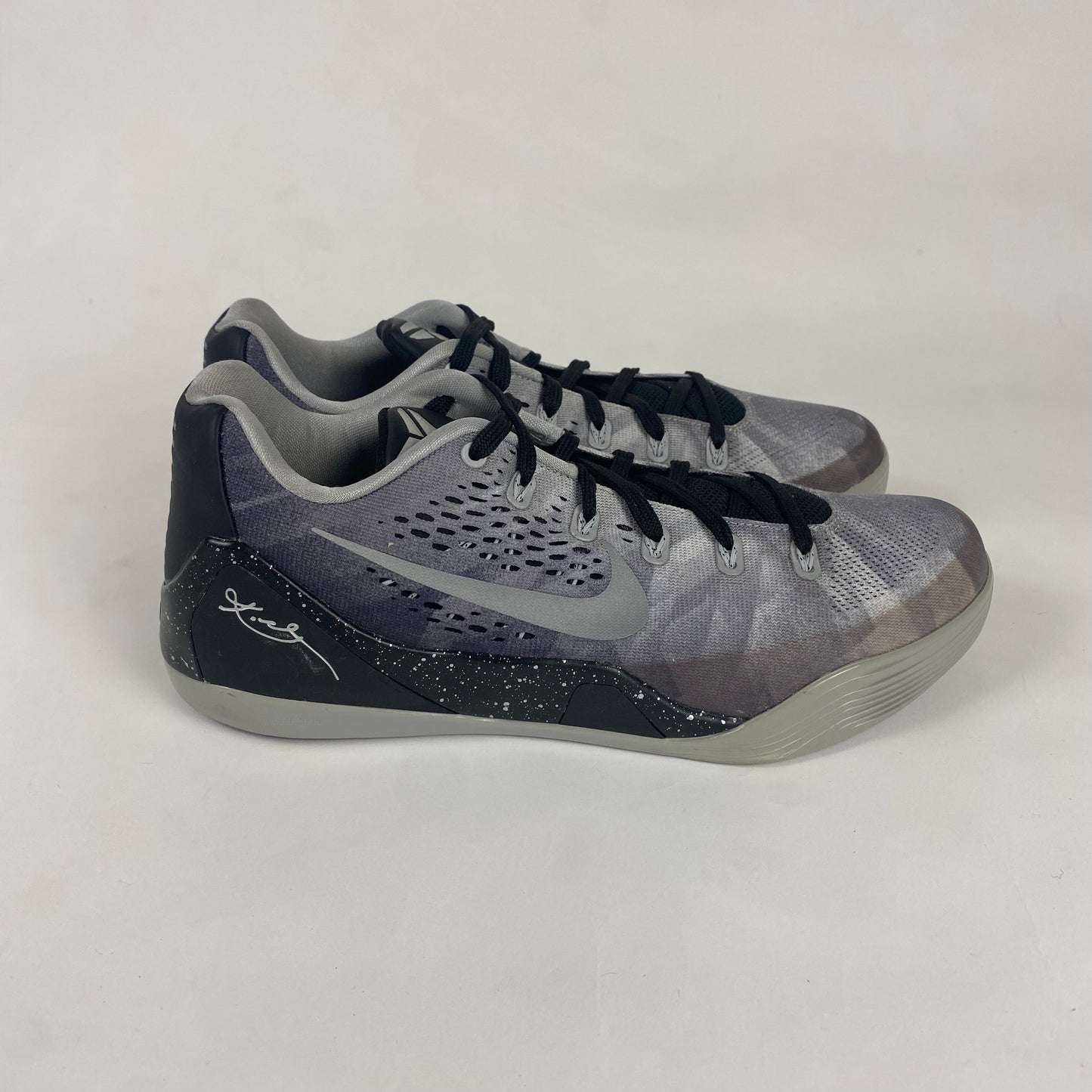 Kobe 9 EM Premium 'Metallic Silver' (Size 10.5)