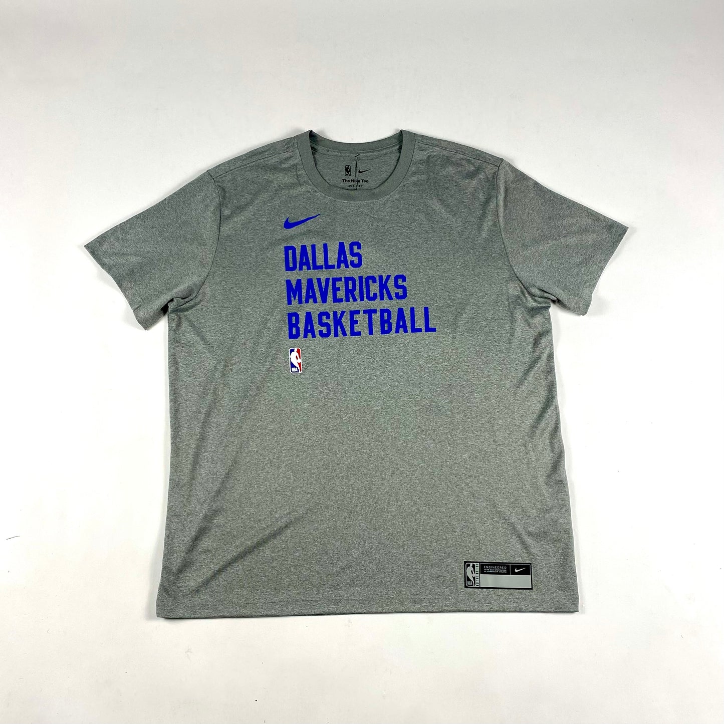 Dallas Mavericks Nike On Court Shirt